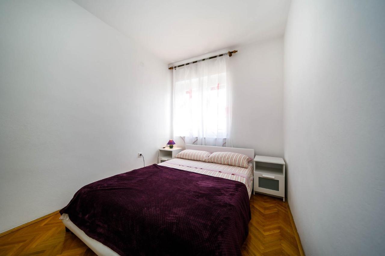 Apartments Mate Balote 54 クルク エクステリア 写真