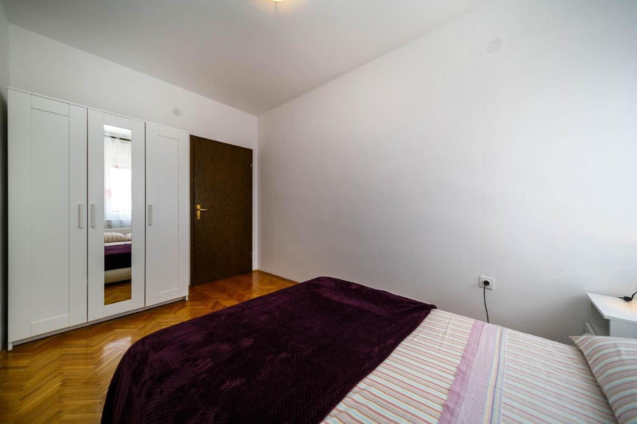 Apartments Mate Balote 54 クルク エクステリア 写真