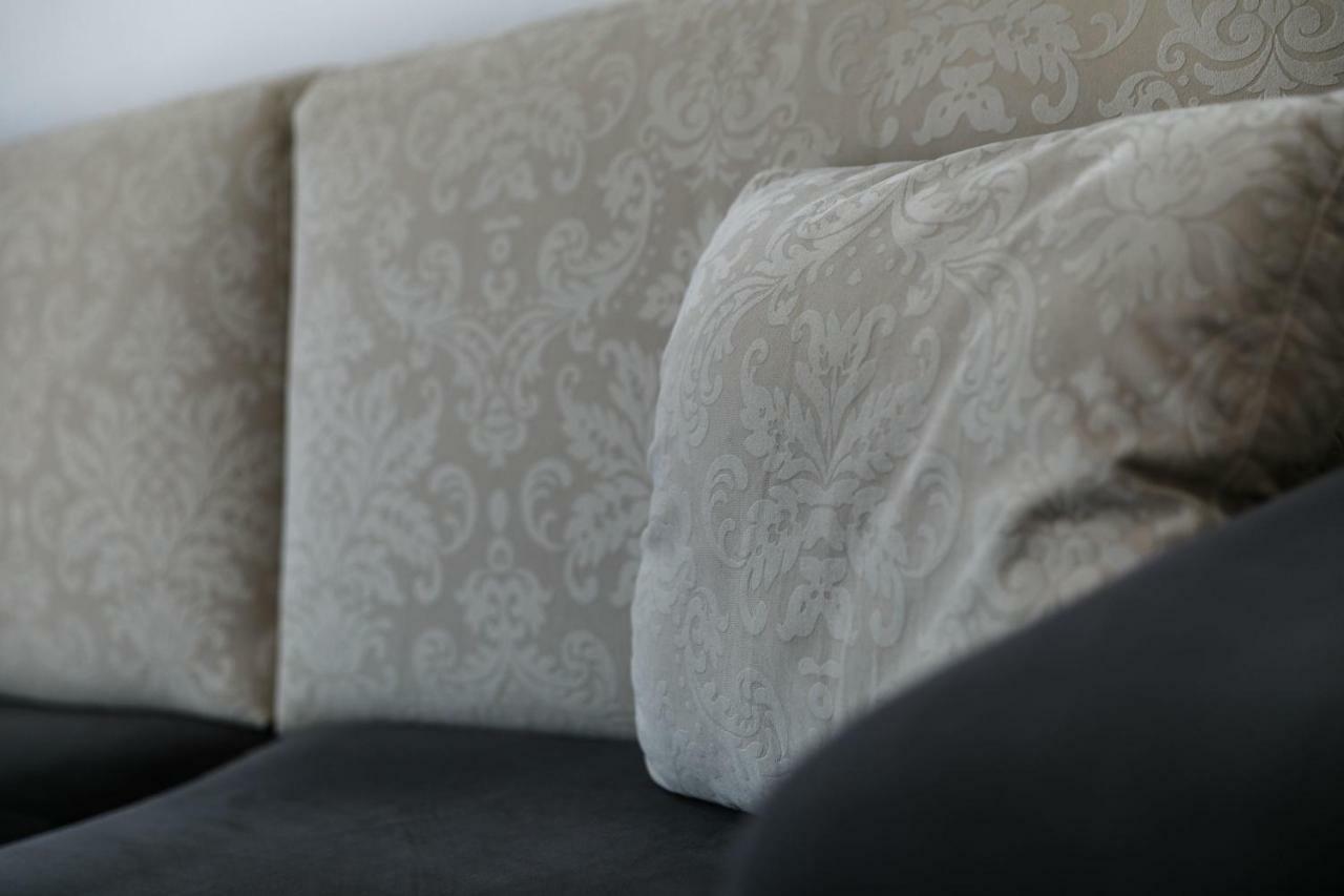 Apartments Mate Balote 54 クルク エクステリア 写真