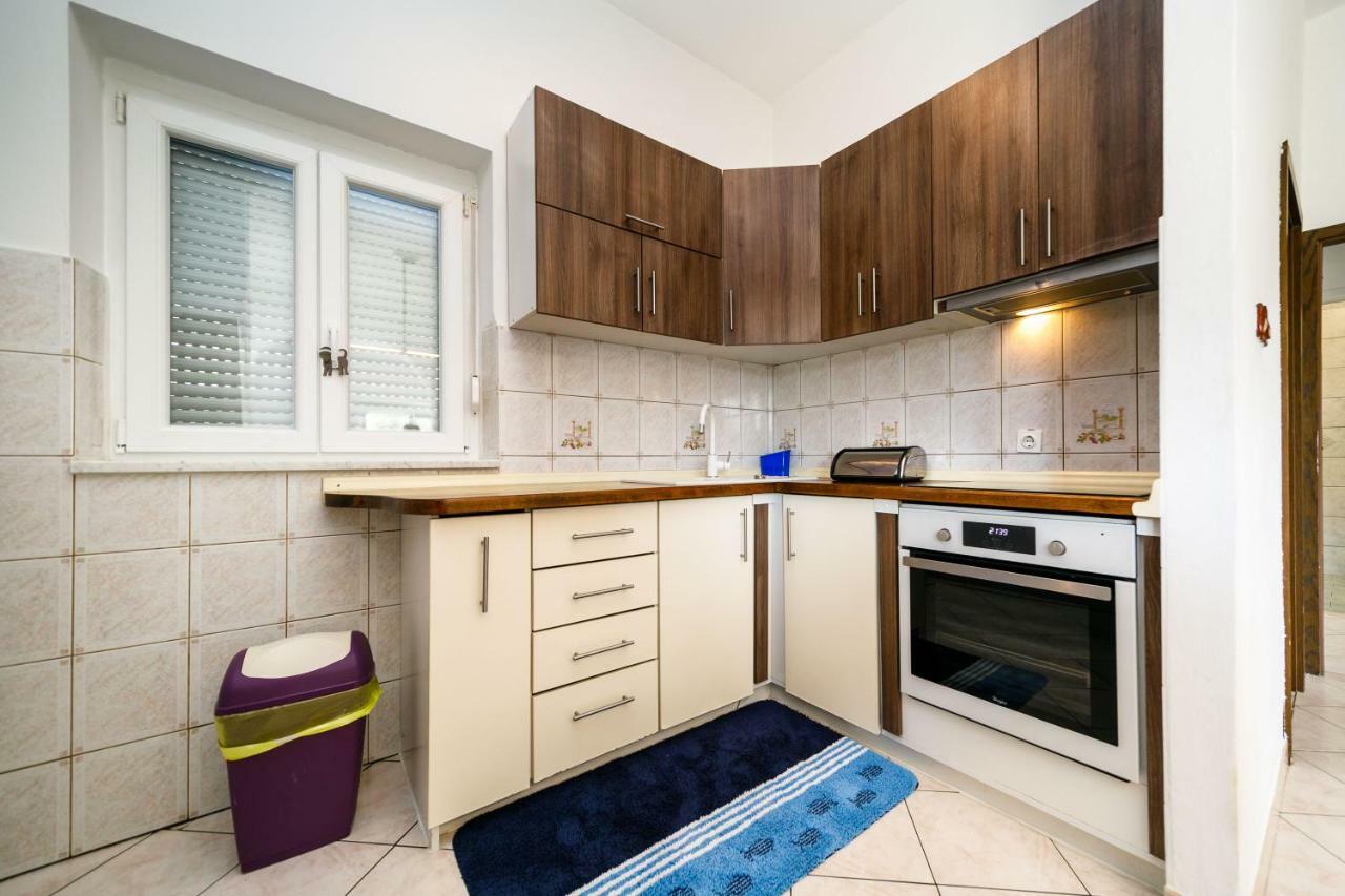 Apartments Mate Balote 54 クルク エクステリア 写真