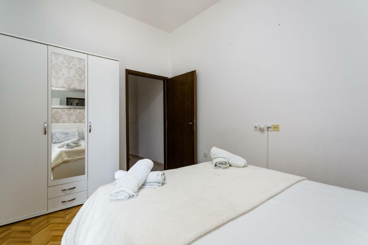 Apartments Mate Balote 54 クルク エクステリア 写真